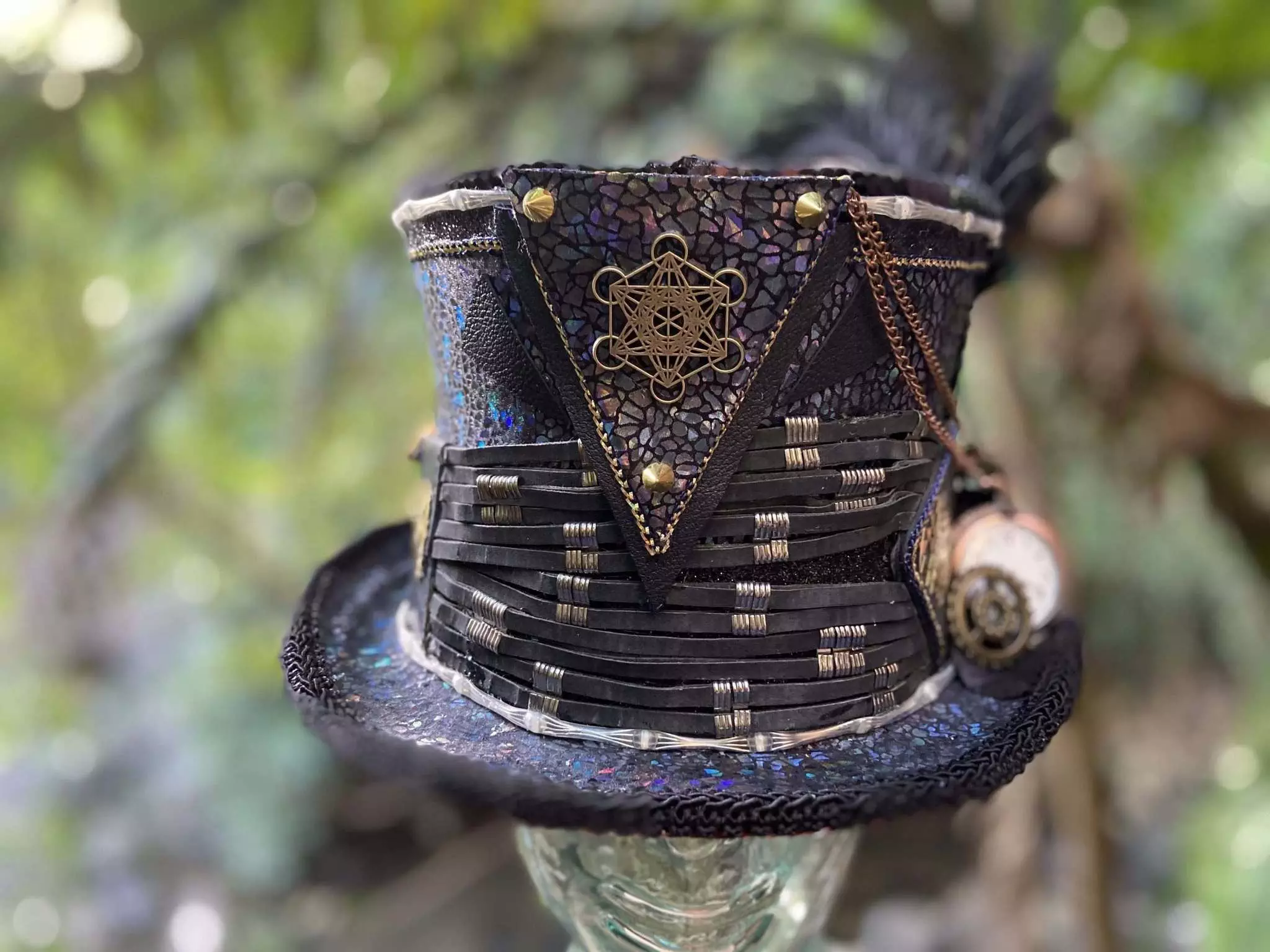 Black Magic Steampunk Fancy LED Top Hat by Morgana de Parteé